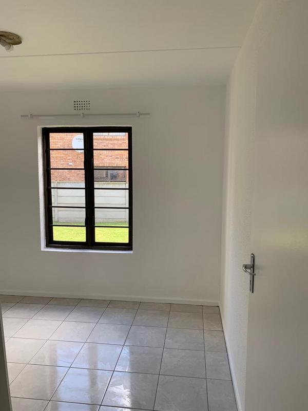 To Let 2 Bedroom Property for Rent in St Dumas Western Cape